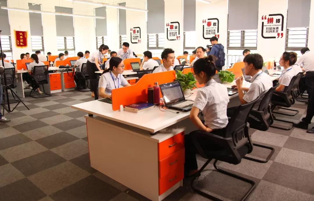 競(jìng)網(wǎng)15周年 | 致敬湖湘企業(yè)營(yíng)銷人—華瑞教育曾芳艷：服務(wù)即營(yíng)銷，營(yíng)銷即服務(wù)！